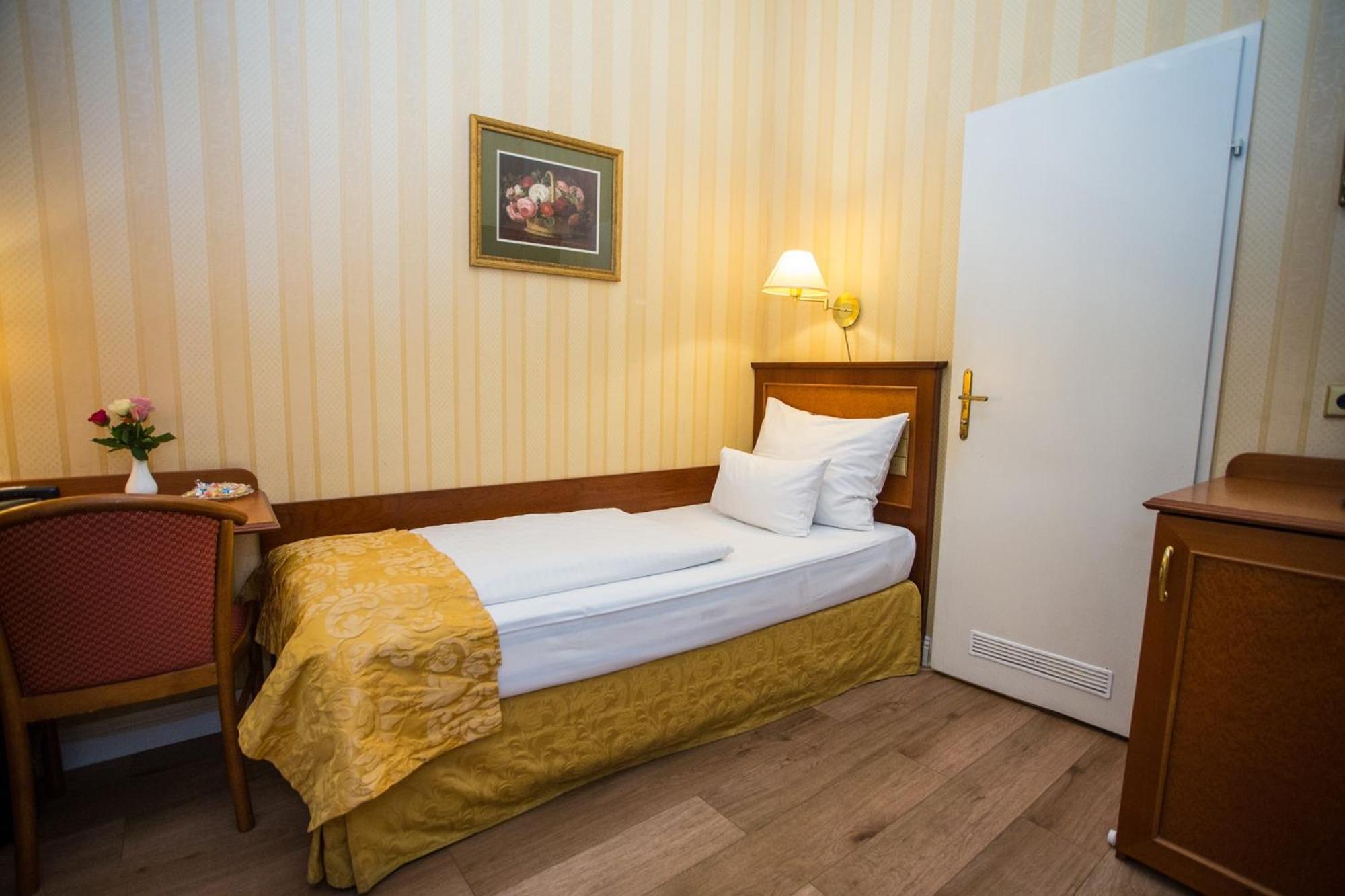 Opera Suites Viena Exterior foto