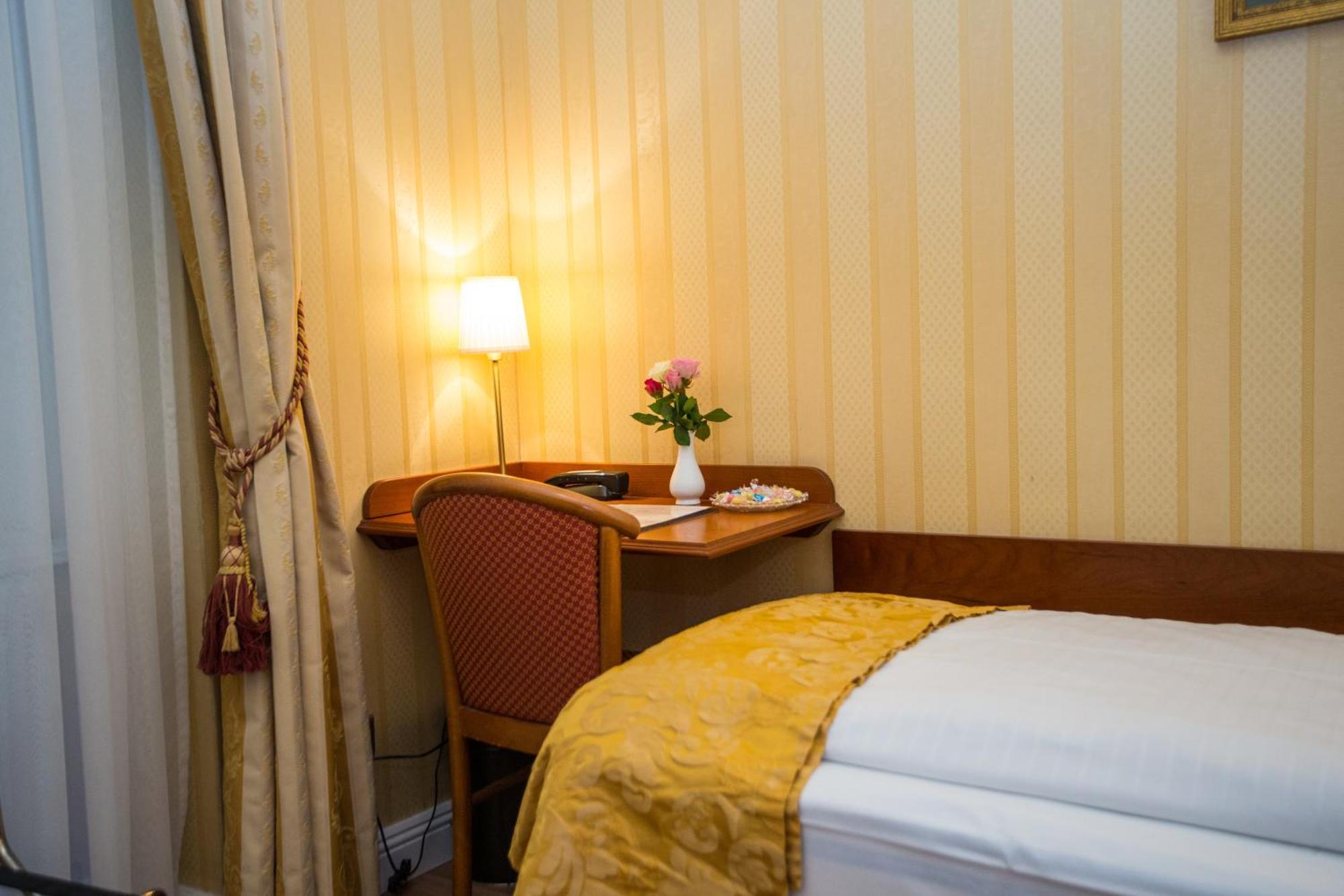 Opera Suites Viena Exterior foto
