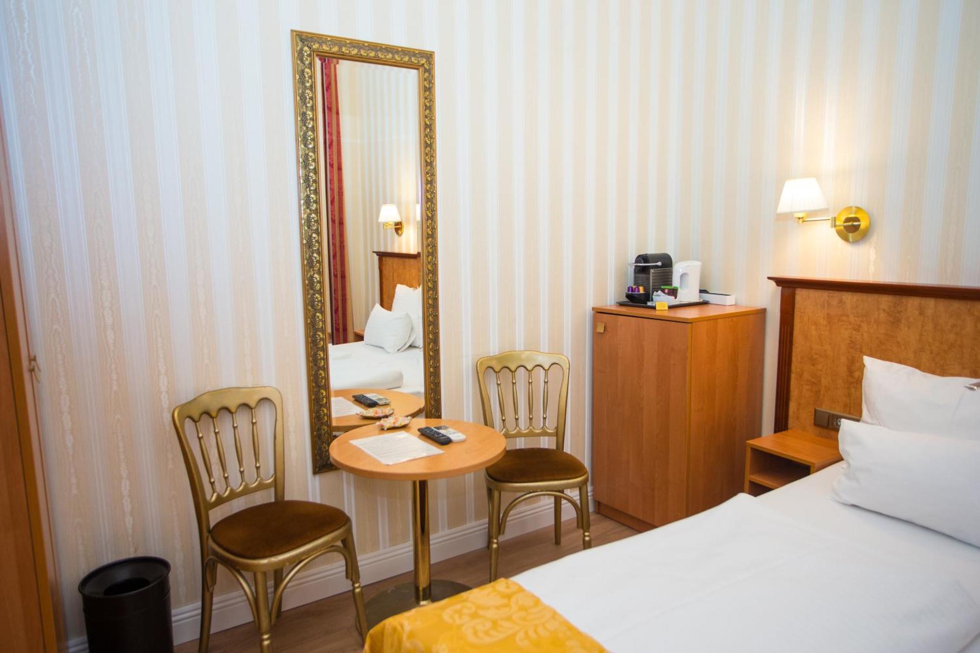 Opera Suites Viena Exterior foto
